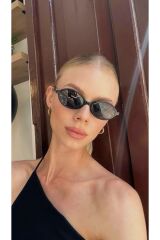 Mıux Siyah Güneş Gözlüğü Oval Siyah Cam Renkli