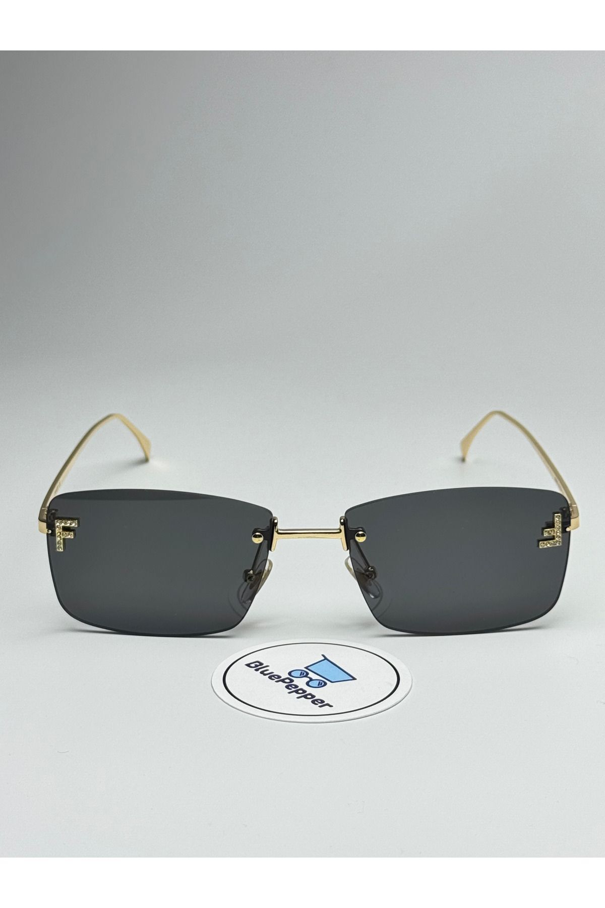 FENDYY V2 SİYAH GÜNEŞ GÖZLÜĞÜ Dikdörtgen Çerçeve 55-24-143 ekartman