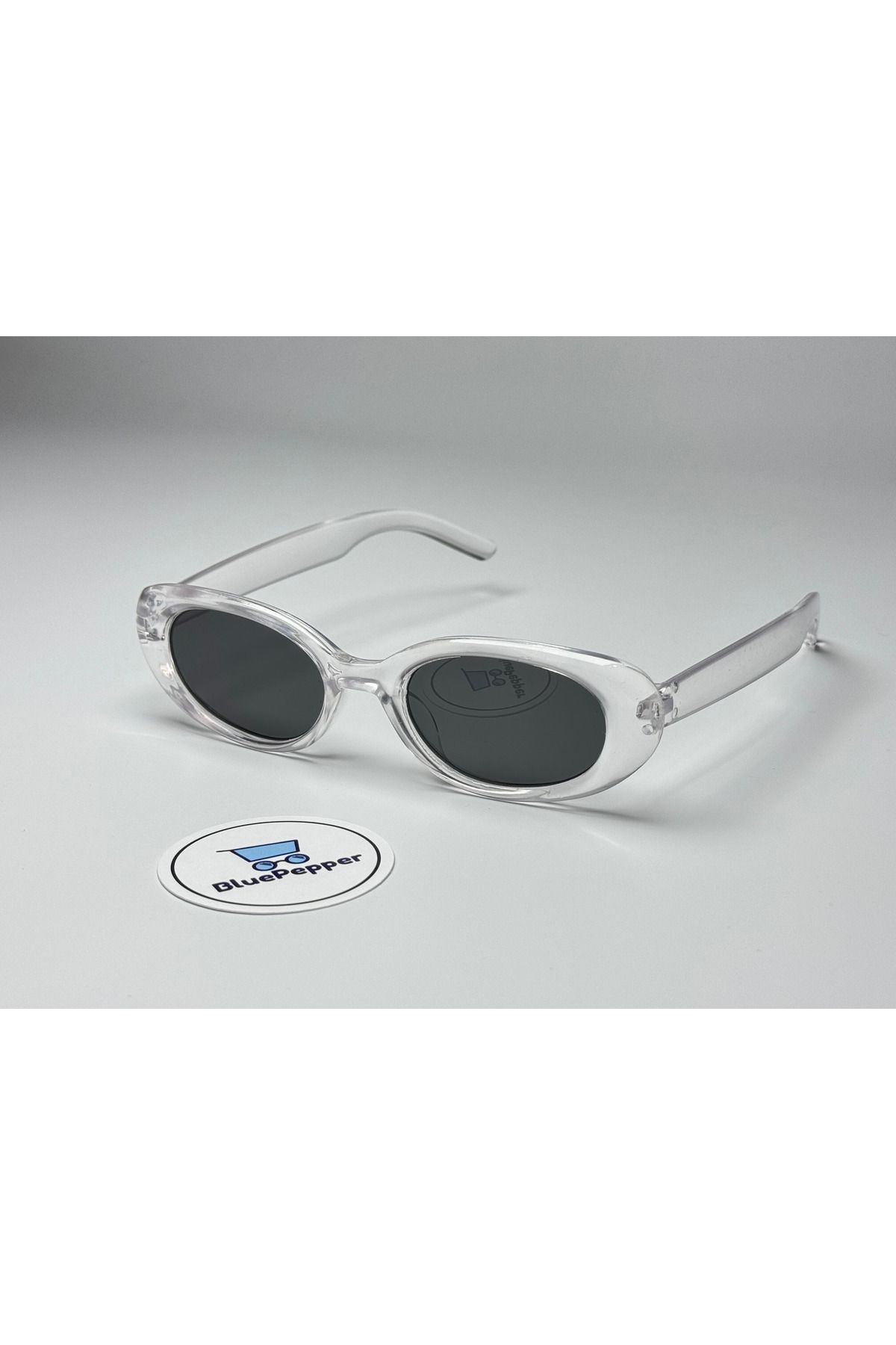 BUNNY ŞEFFAF GÜNEŞ GÖZLÜĞÜ Oval Çerçeve Siyah Cam Renkli 53 ekartman