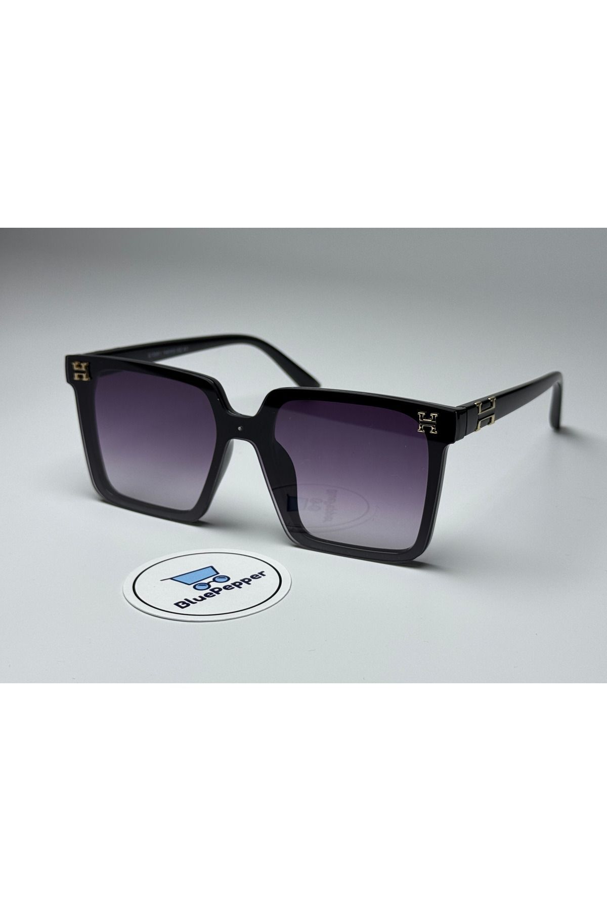 HEMRES SİYAH GÜNEŞ GÖZLÜĞÜ Dikdörtgen Çerçeve Mor Cam Renkli 55 Ekartman