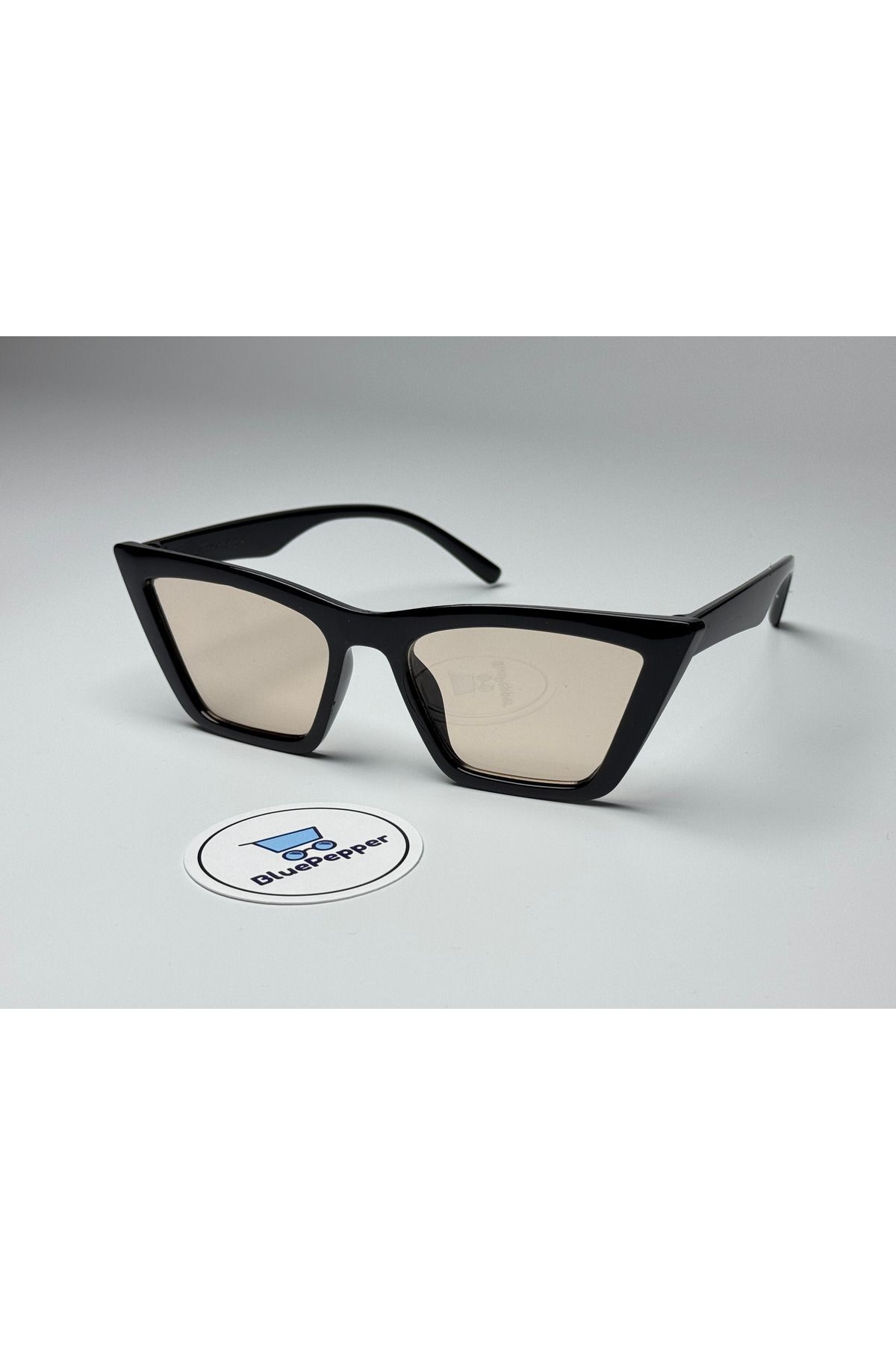 LORENT SİYAH GÜNEŞ GÖZLÜĞÜ Cateye Çerçeve Turuncu Cam Renkli 55 Ekartman