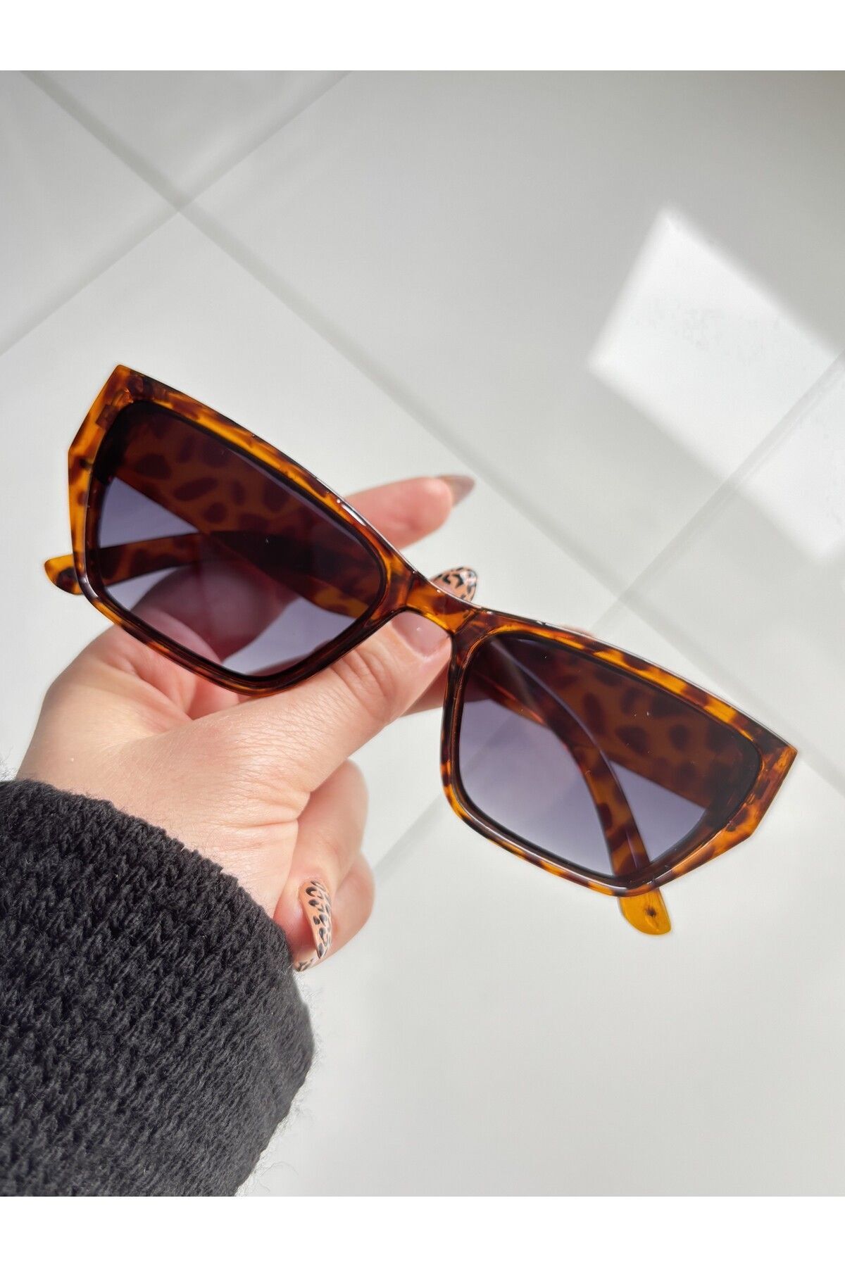 Pradix Leopard Güneş Gözlüğü Cateye Siyah Cam Renkli