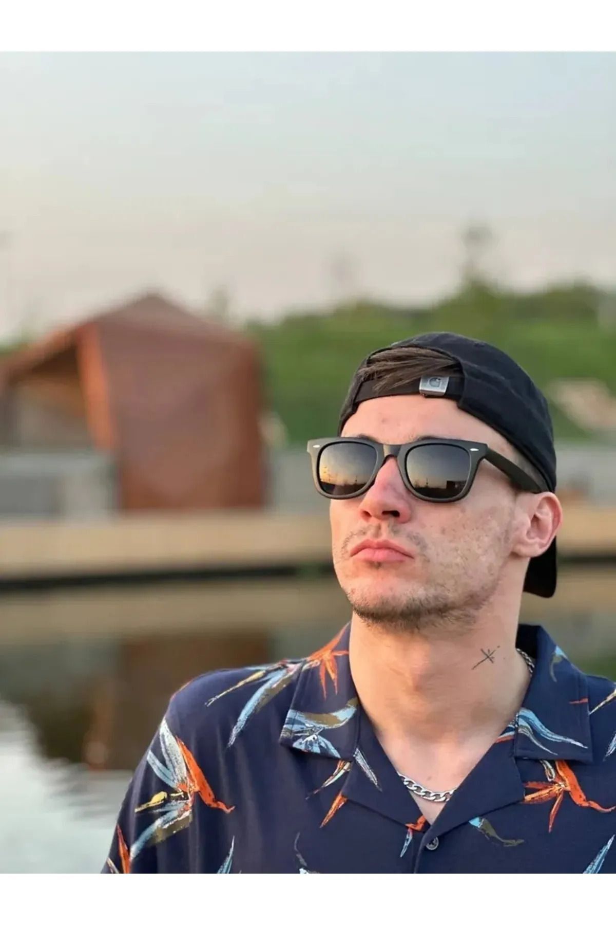 Unisex Wayfarer Siyah Güneş Gözlüğü Çapraz Kesim Siyah Cam