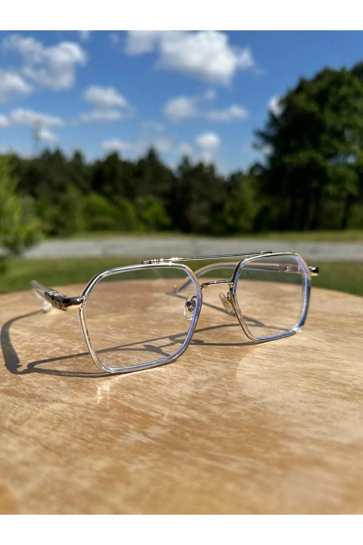 Vitrum Şeffaf Köşeli Unisex Şeffaf Camlı Mavi Işık Korumalı Gözlük Optik Uyumlu Camları Değişebilir