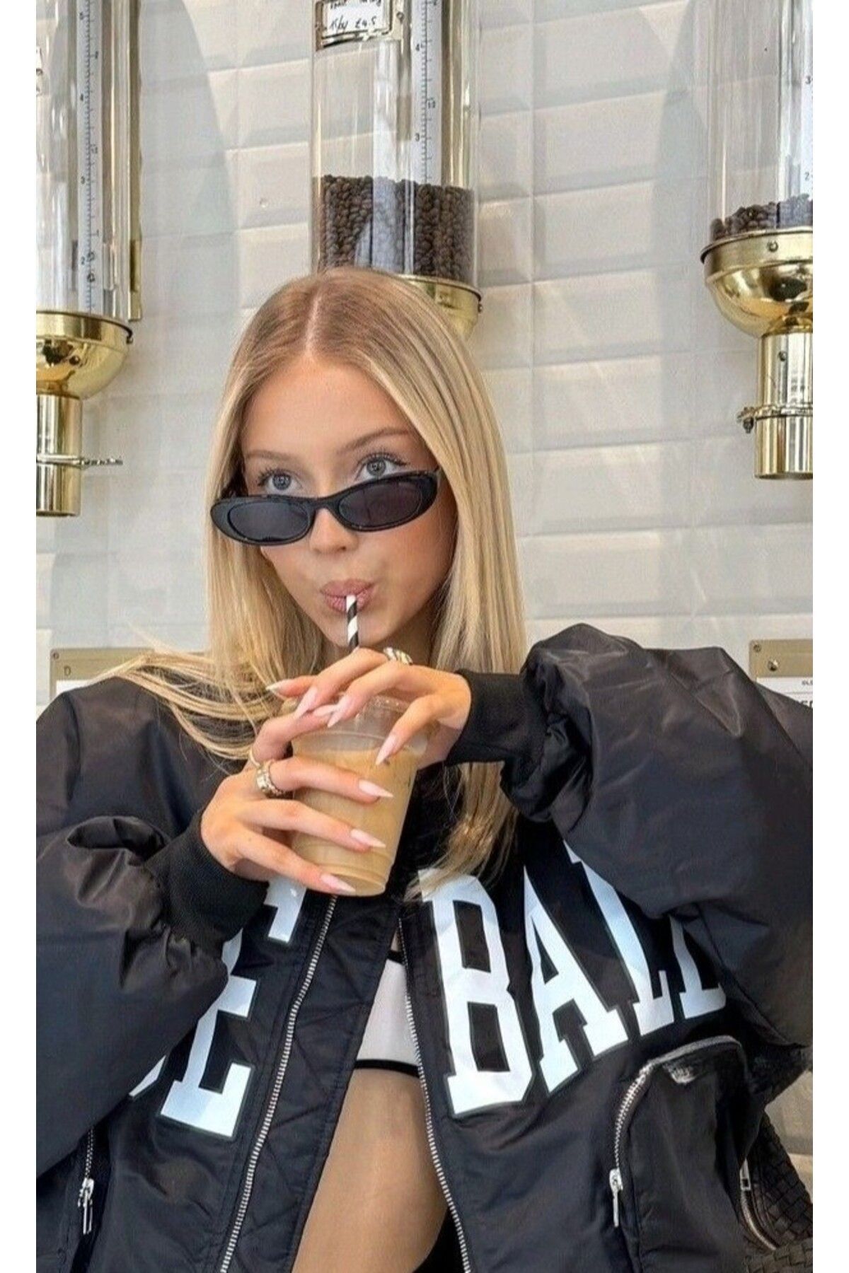 Retro Siyah Güneş Gözlüğü, Oval, Siyah Cam Renkli